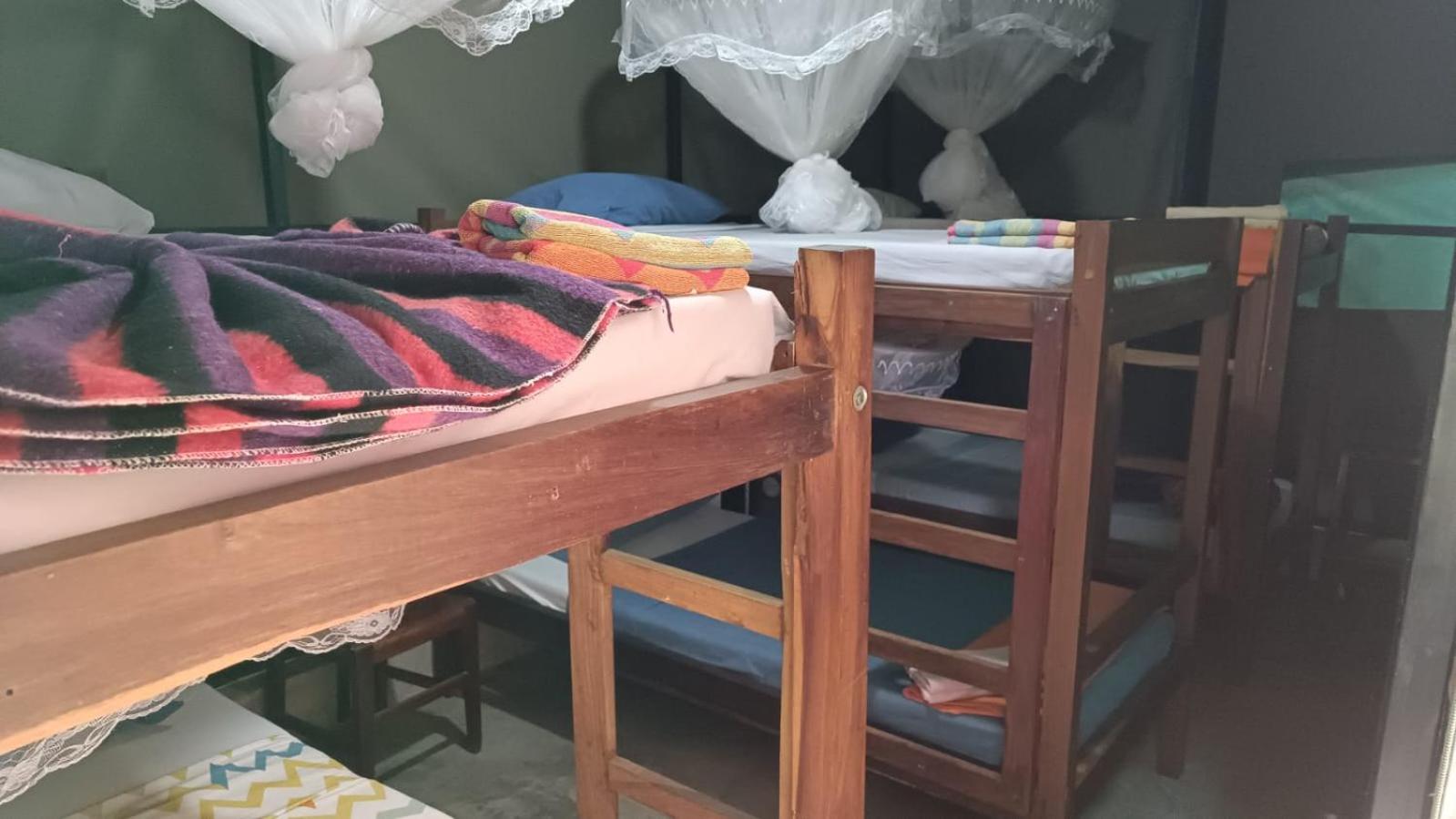 Ruby - Casa De Hospedes - Backpackers Nampula Eksteriør billede